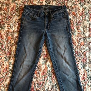 AE American Eagle stretch Skinny Kick 6 long